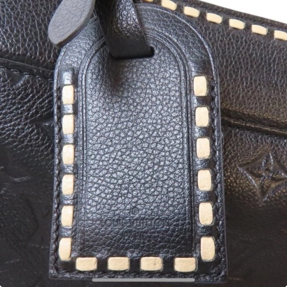 ✨💎 NWOT💎✨LOUIS VUITTON Vosges MM 2 way bag w/COA, Dustbag, GWP $6800 Retail - Picture 3 of 7